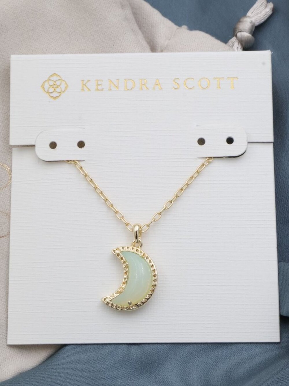 Kendra Scott Moon Gold White Opalescent Resin Necklace NEW Perfect condition